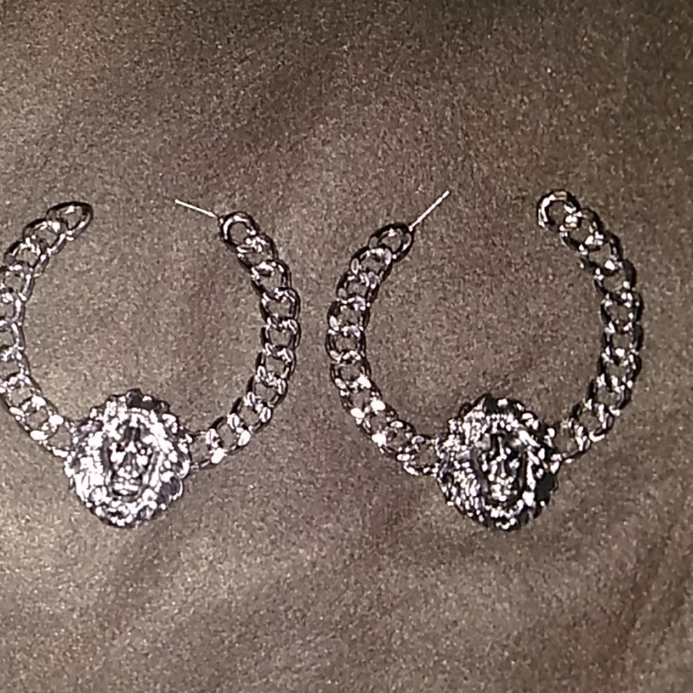 Lion earrings